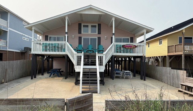 Private, Oceanfront, Cherry Grove, Golf cart included pet friendly, big swim spa