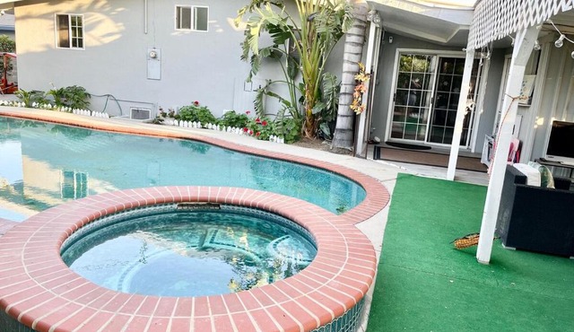 Private Pool House with Spa, Family-Friendly 3BR