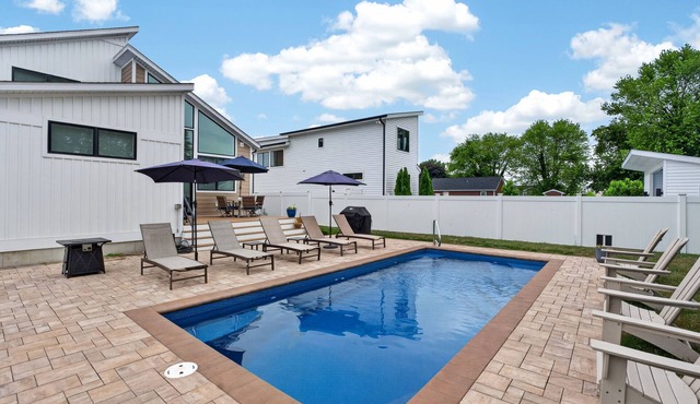 Private Pool Rehoboth Beach Home Sleeps 9 w/Parking