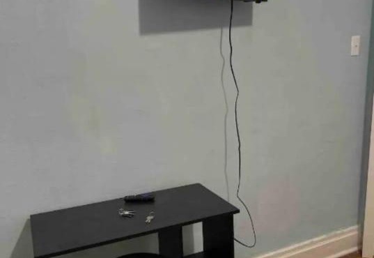 Private room in newark#2