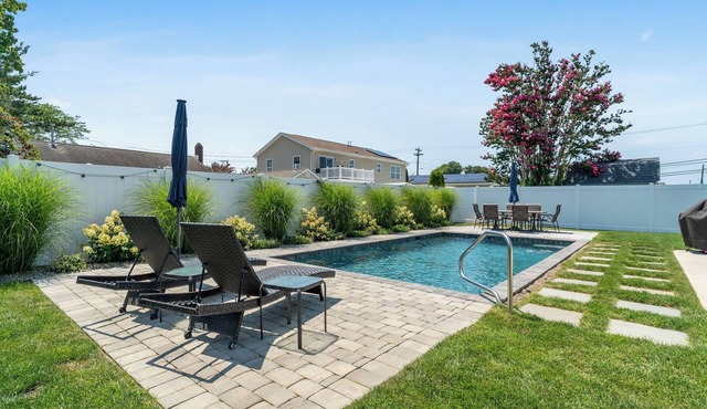 Private Saltwater Pool + Spacious Yard. King Suite and Linens & Towels Included!