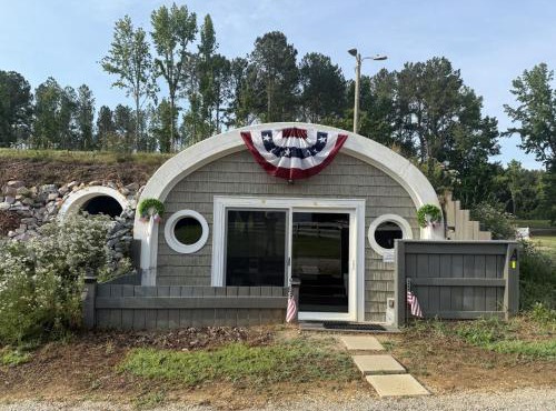 Private! Stay, Mini Goats, Fire Pits, Nature Escape
