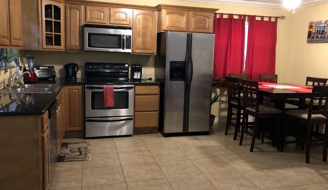 Quiet refuge 10minutes from the beach, WIFI, parking W/D