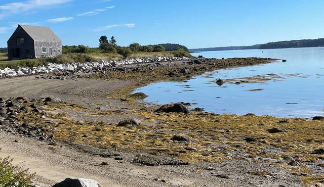 Quiet waterfront Studio on Stones Point in Cushing in Cushing