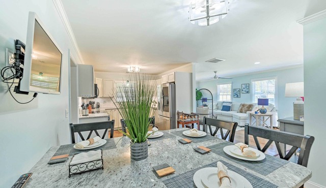 Ranch-Style Home 7 Mi to Downtown Greensboro!