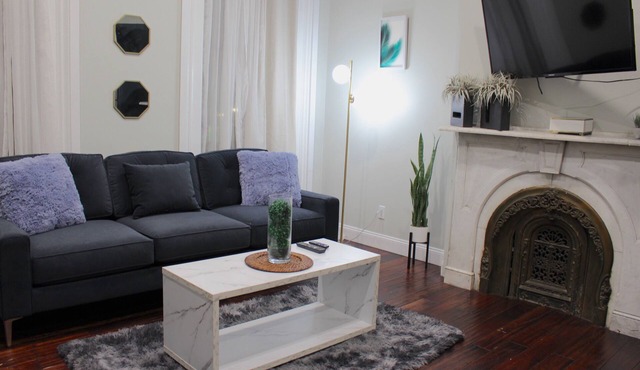 ★ RARE 1BR Apt with Character GREAT Location! W/D★