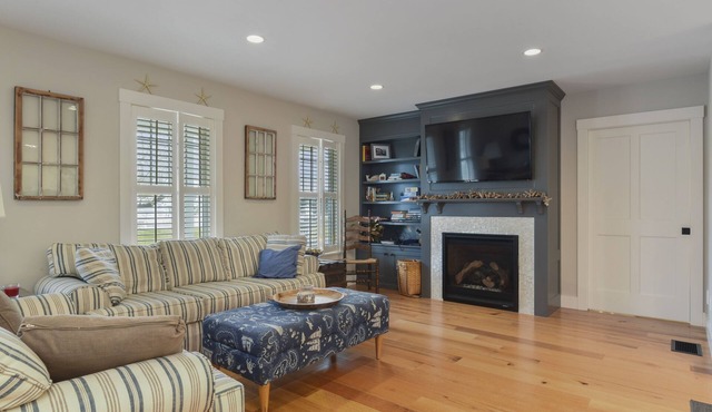 Recently restored Pocasset beauty