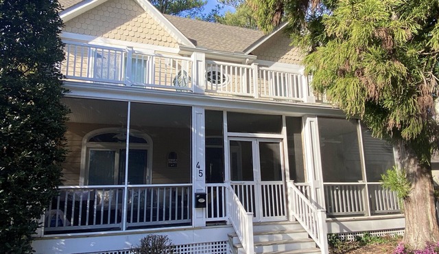 Rehoboth family home sleeps 13 and just 1.5 blocks to the beach!