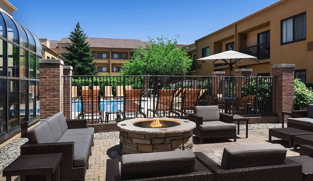 Relaxing Stay! Fully-furnished, Pet-Friendly Property! Swimming Pools!