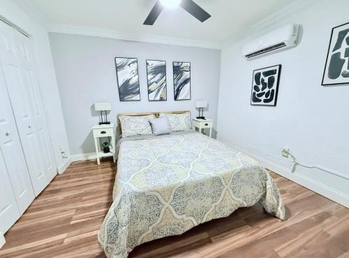 Retreat in Style Private Peaceful Miami Bungalow