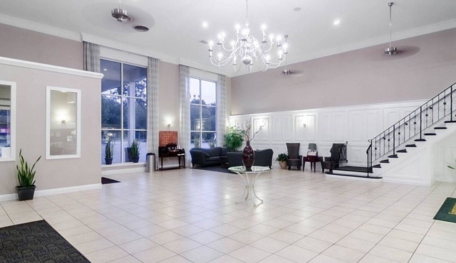 Rodeway Inn & Suites Williamsburg Central