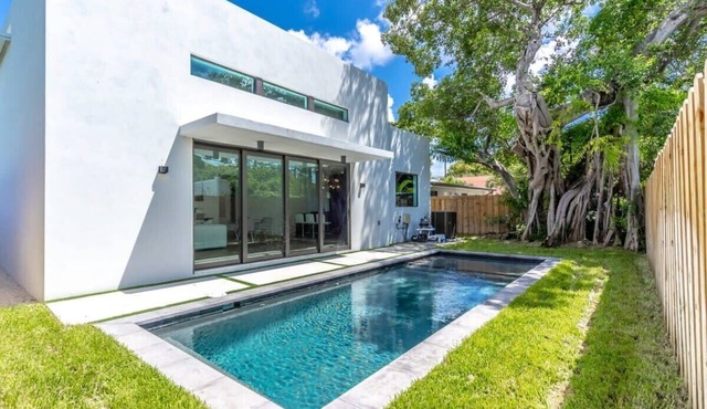 Rove Travel | Wynwood House | Lux Villa with Pool