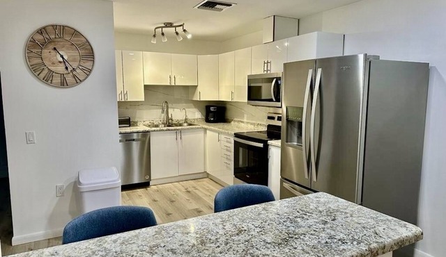 Seashell 6 - Luxury Apartment close to the beach!