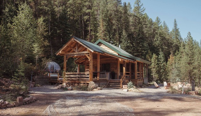 Secluded Glacier National Park Cabin, Hot Tub & Stargazing Dome