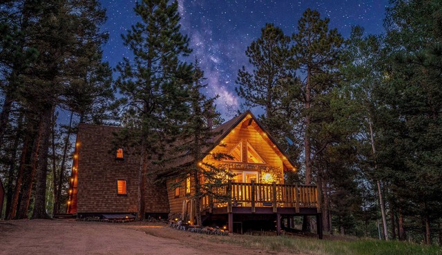 Secluded Mountain A-Frame: Hot Tub, Large Deck, & BBQ, by Forest & Peak Retreats in Divide