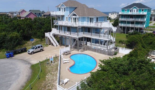 Semi-oceanfront house near beach with private pool, hot tub & AC - dog-friendly