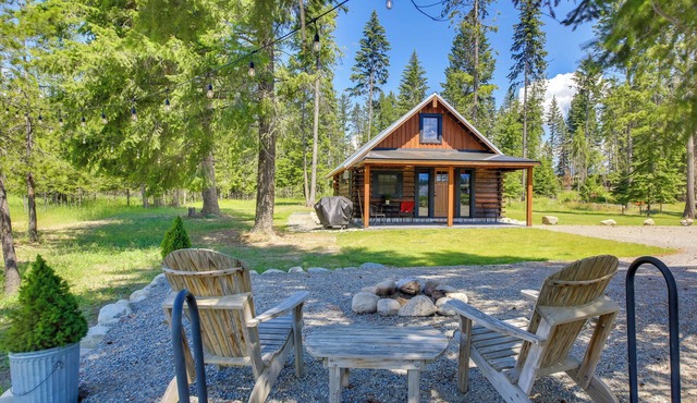 Serene Kootenai Cabin - 3 Mi to Dtwn & River!