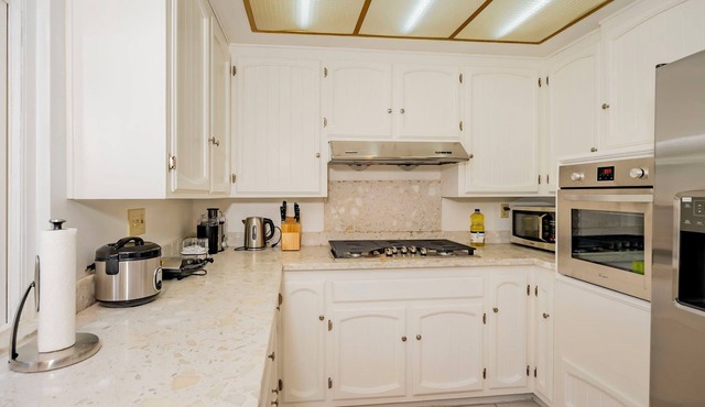 Serene Retreat&Modern Comforts in Rowland Heights