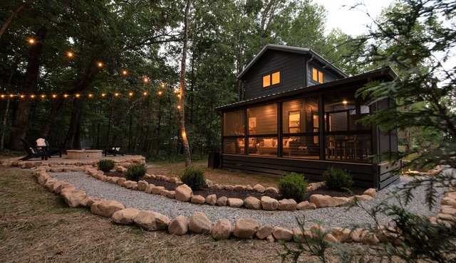 Sewanee, Caverns,Waterfalls, Hike : Basecamp Tiny in Monteagle