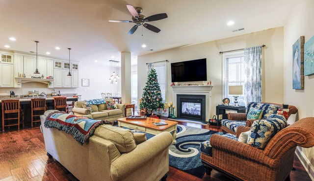 Shuttle to Beach: 'Shore Thing' Home in Ocean View