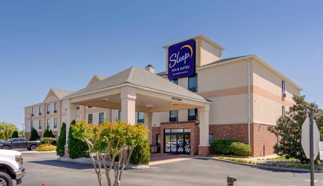 Sleep Inn & Suites Prince George near Fort Lee