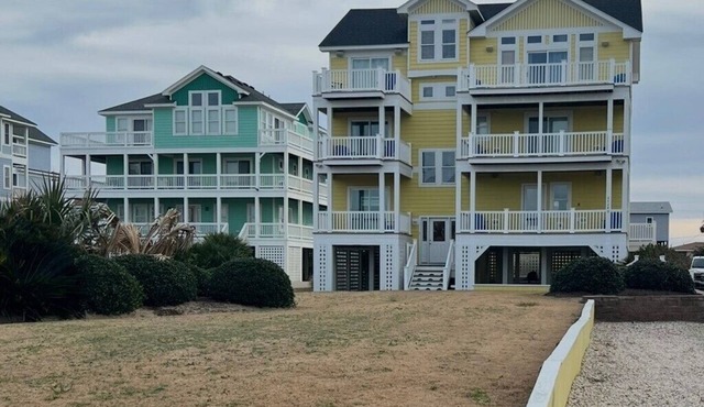 Sleeps 15-Elevator, Pool, Hot Tub, Game Rm, Dog Friendly, Oceanview, 6 Bdrm+Den