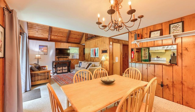 Snowshoe Cabin w/Resort Perks - Ski, Tube & More!