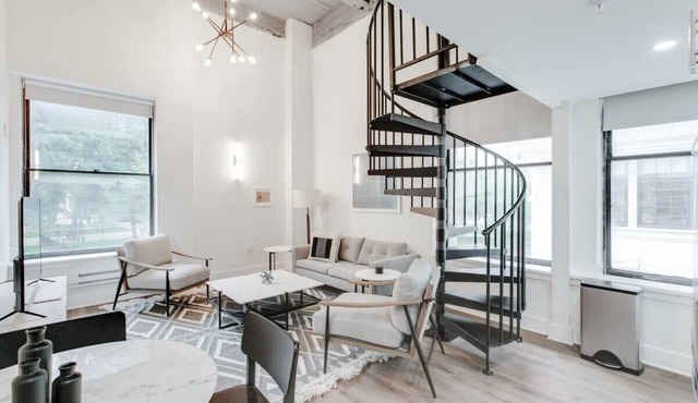 Sosuite | 1BR Corner Loft w Park View, Gym, Lounge