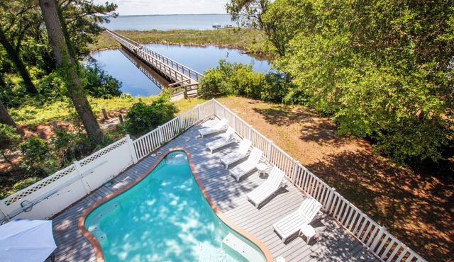 Soundfront, Sound views, Private Pool, Hot Tub, MS12, Sounds Amazing