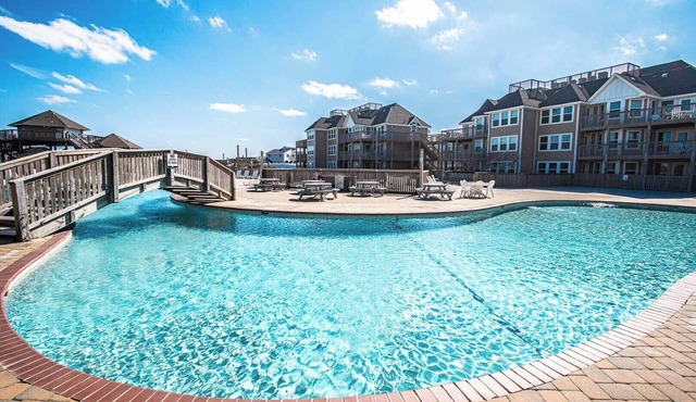 Spacious 2BR Condo w/Beach Access