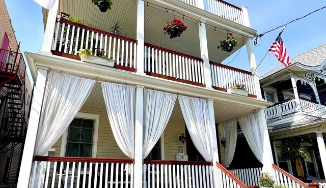 Spacious 3BR 2Bth apt in charming Ocean Grove, steps from the beach & AP!