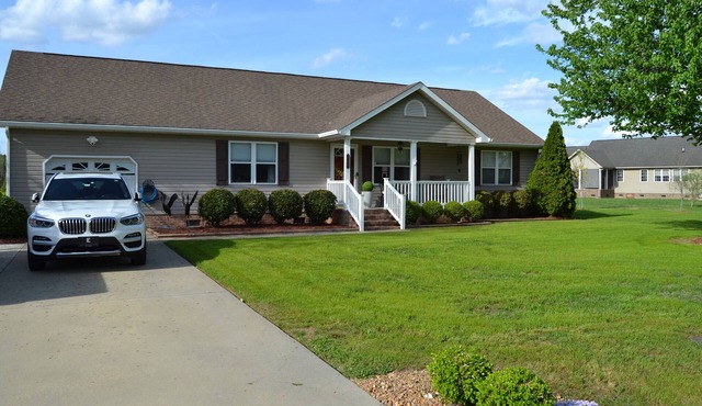 Spacious 4-bedroom home with country charm in Elizabeth City.