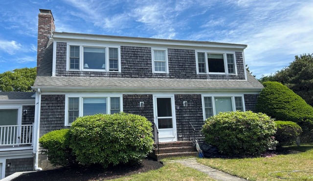 Spacious 4-Bedroom Home Facing Nantucket Sound