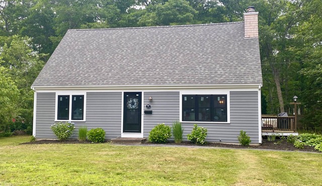 Spacious Cape in Family Friendly Great Harbors with Neighborhood Pool
