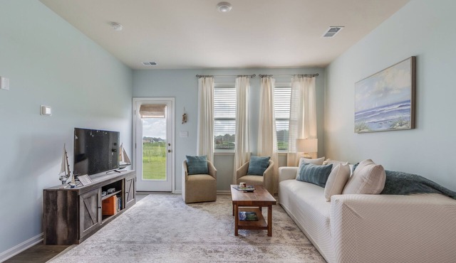 Spacious Family Beach Getaway Near Fenwick & OC!