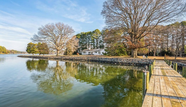 Spacious Family Getaway – Summer Ready!