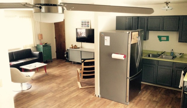 Spacious, Modern, 2BD Apartment #1, near Missoula & Bitterroot