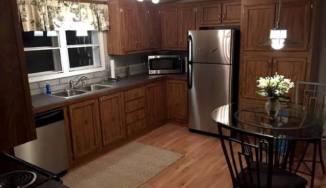 Spacious Modular Rental on Huge Horse and Cattle Farm near Charlottesville, Virginia