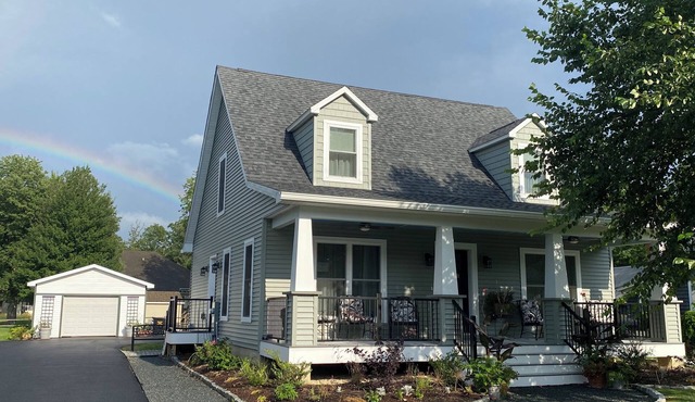Sparkling new! A Craftsman-style cottage in the heart of Rock Hall