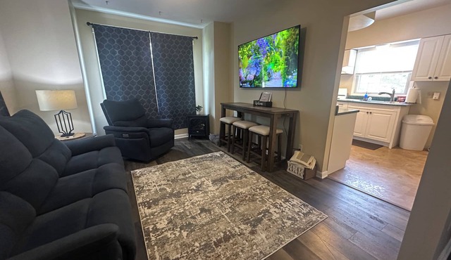 Spotless, Quiet 2BR Cottage: Private Deck, Big TV, Yard—Near Museums & Parks