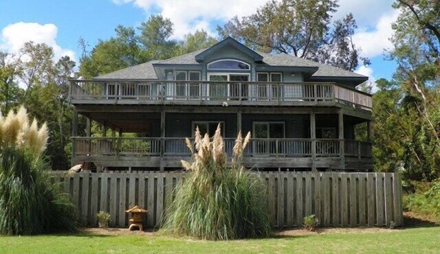 SS94- Waterfront- 5 BRs(3 Masters), Private Pool, Hot Tub, Dock, Comm Tennis!