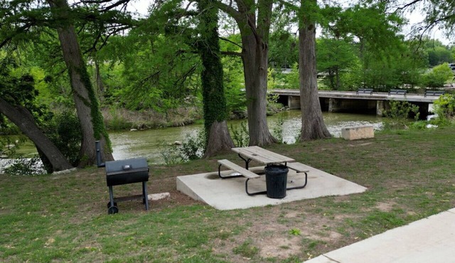 Standalone Double Queen Cabin near River #12