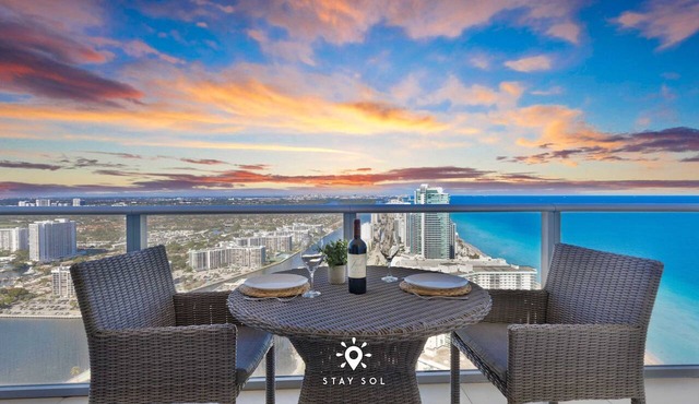 Stunning 1BR Apt With Ocean View Balcony