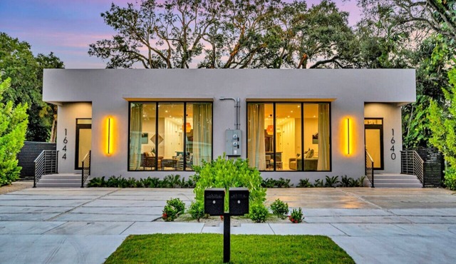 Stunning Tropical Pool House North Miami -New Unit