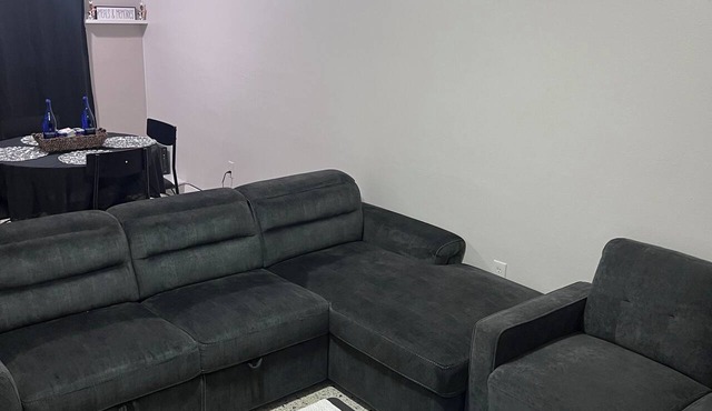 Stylish 1BR w/Free Parking, near Wynwood & Brickell