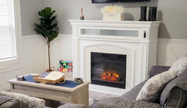 Stylish, Family-Friendly Retreat Near Wine Trails