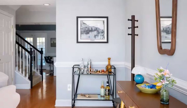 Stylish Scott’s Addition Stay w/Fire Pit & Yard