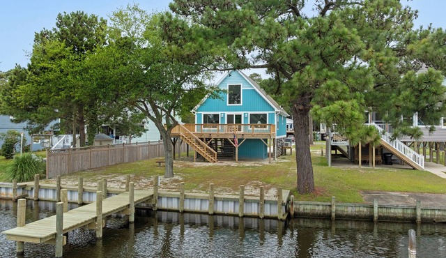 Sunbeam Sands: Canal front | Private Boat Dock