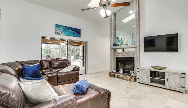 Sunny Oasis/Pool/Top Location/Big Patio/10 ppl