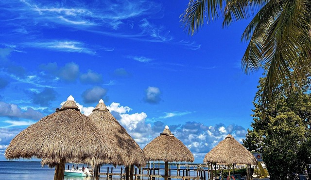 Sunset Cove Beach Resort